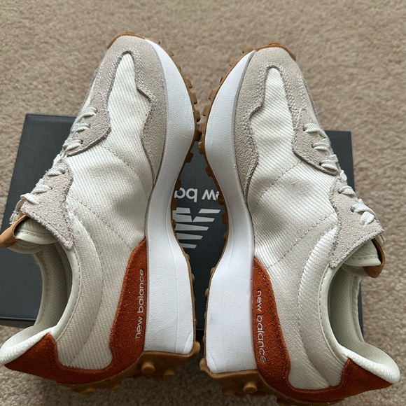 New Balance 327 (Sea Salt/Rust Oxide) Size 8 - Picture 13 of 16